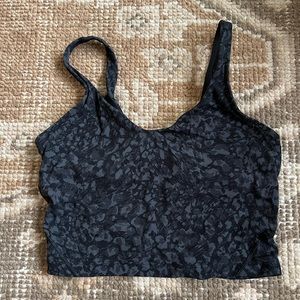 LULULEMON top